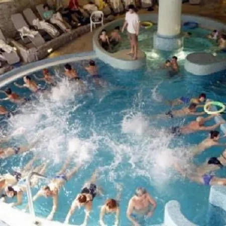 Lägenhet Pine Wood 5 Zalakaros