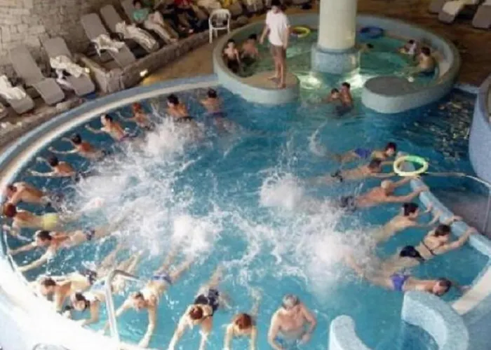 Apartment Pine Wood 5 Zalakaros